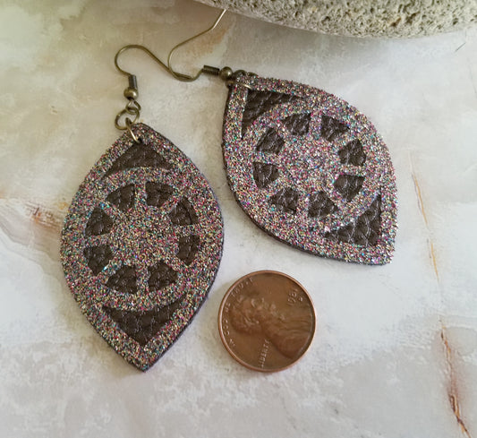 Earrings/ Wire Leather