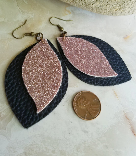 Earrings/ Wire Leather