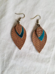 Earrings/ Wire Leather Leaf